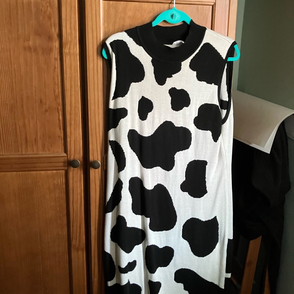 Fashion Brand Company Knit Cow Print Dress